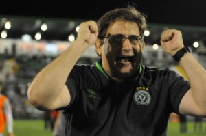 Guto Ferreira diz que Chapecoense precisa saber se impôr