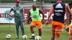 Jonathan treinou como titular (Foto: Nelson Perez - FFC)