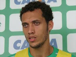 Neto tem nome comentado como possível reforço do Fluminense
