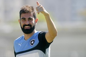 Empresário diz que chance de Renan Fonseca seguir no Botafogo é de 90%