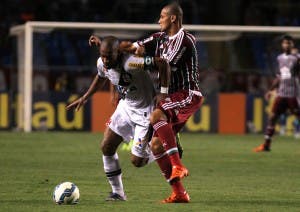Wellington Paulista ignora problemas do Vasco em relação ao rebaixamento (Foto: Nelson Perez - FFC)
