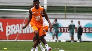 Nogueira disse que foi elogiado pelo técnico por participação em treinos (Foto: Fluminense FC)