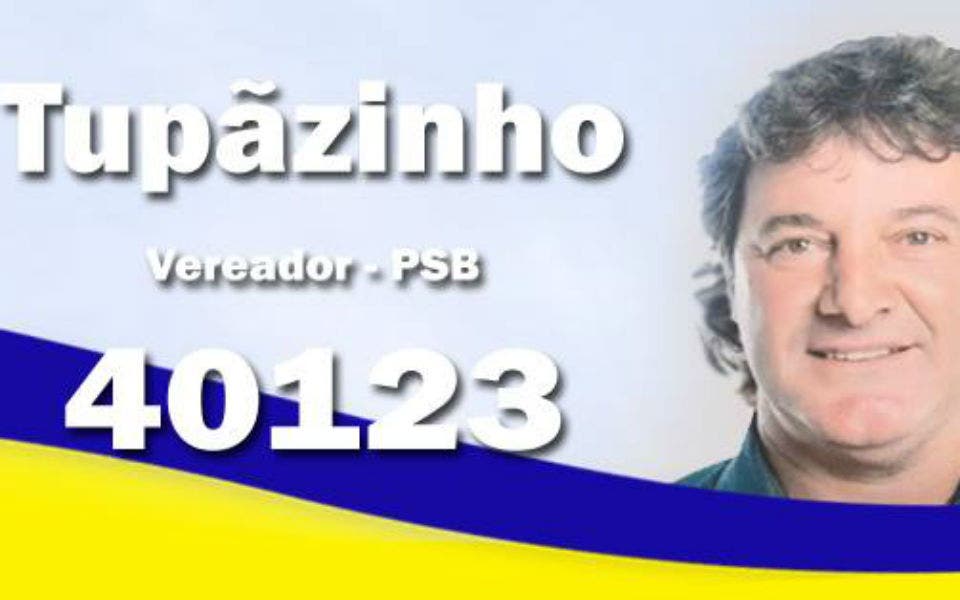 Talismã do Corinthians, Tupãzinho vestiu a camisa do Flu em 1996.  Tenta seguir a vida política em Tupã pelo PSB.