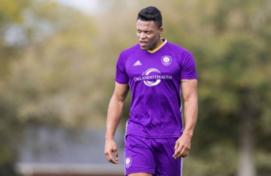 Júlio Baptista atua no Orlando City, dos EUA