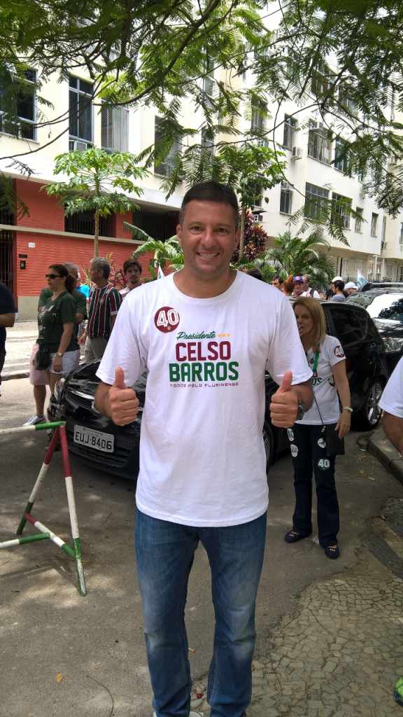 Washington será gerente de futebol do Flu em caso de vitória de Celso Barros
