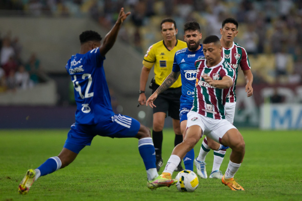 É HOJE, #Fluminense x #Cruzeiro jogam pelo #CampeonatoBrasileiro de #futebol.  Durante os últimos 42 jogos, o Fluminense ganhou 20 partidas,…