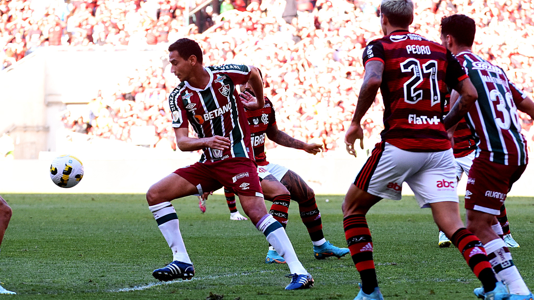 Globo não exibirá jogos do Flamengo no Carioca