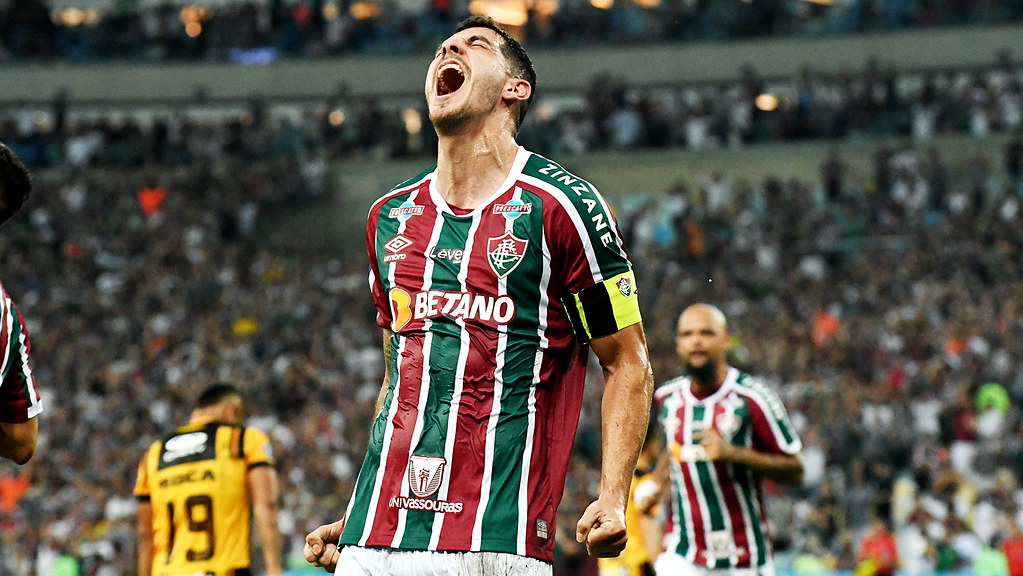 PVC critica gol anulado do The Strongest em derrota para o Fluminense: 'Não  achei falta