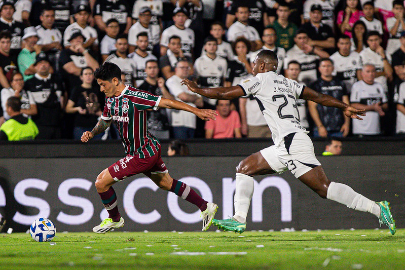 Árbitro de Fluminense x Sporting Cristal apitará jogo do Flu pela