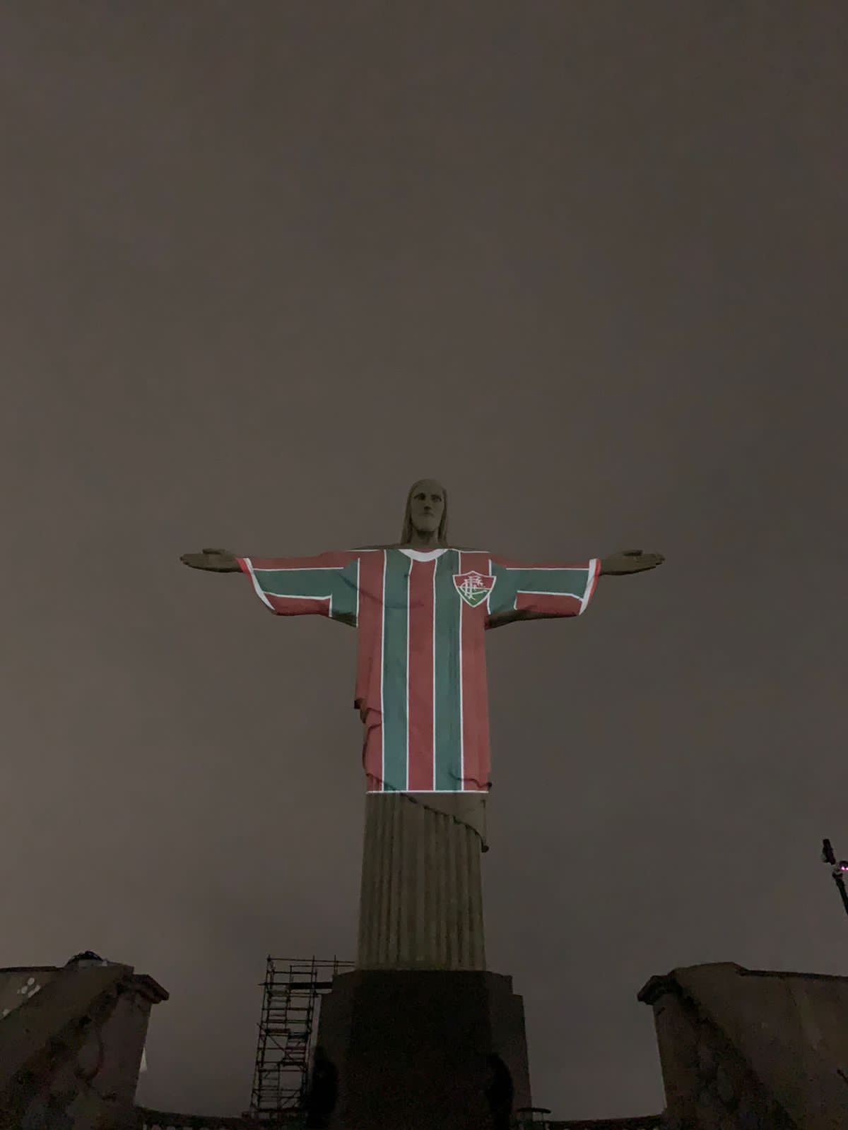 Cristo redentor com hot sale camisa do flamengo