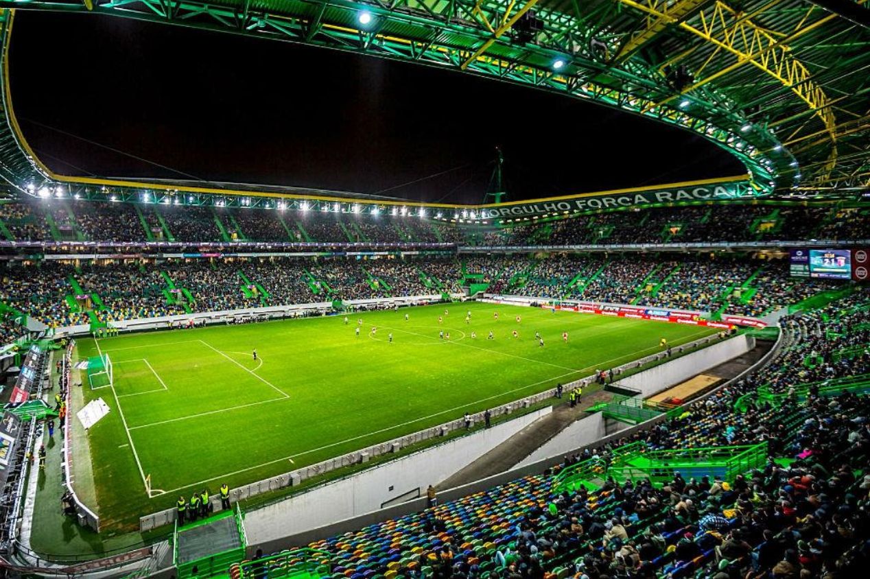 Sporting planeou para o Rio Ave uma aula nocturna de futebol, Crónica de  jogo
