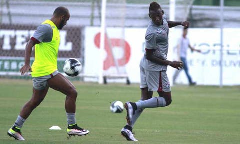 São Paulo aceita proposta e ex-Fluminense Léo fica perto de rival carioca