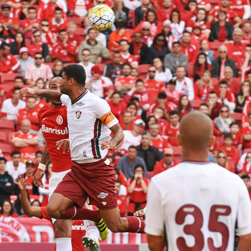 PVC critica gol anulado do The Strongest em derrota para o Fluminense: 'Não  achei falta