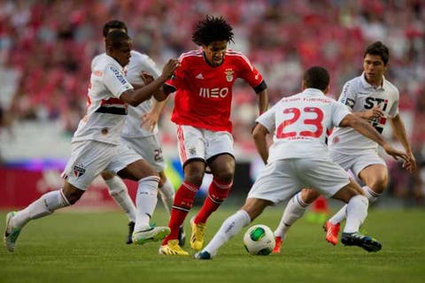 SL Benfica v Sao Paulo FC - Eusebio Cup