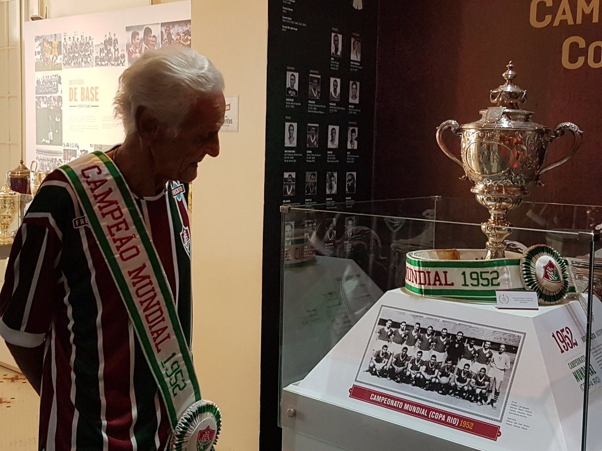 Zagueiro campeão mundial de 1952 faz visita à Sala de Troféus do Flu -  Fluminense: Últimas notícias, vídeos, onde assistir e próximos jogos