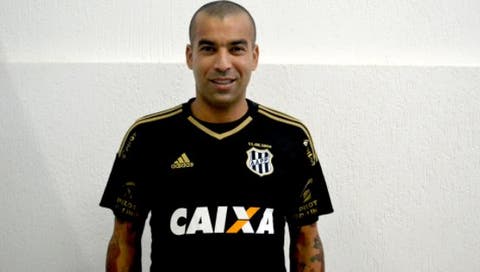 Campeão brasileiro pelo Flu em 2010, Emerson é apresentado em novo clube