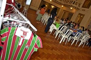 Fluminense convida torcedoras para ajudar na elaboração de novos produtos