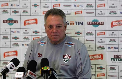 Abel revela que quatro jogadores do Palmeiras o foram oferecidos por Richarlison