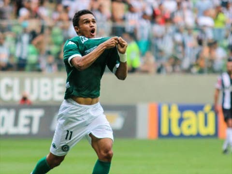 Em nova conversa com o Palmeiras, hipótese de cessão de dois jogadores foi levantada