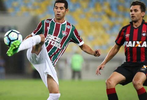Renato será titular contra ex-clube e pede imposição do Fluminense