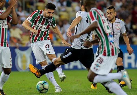 Fluminense acerta empréstimos de zagueiro e atacante para o Paysandu
