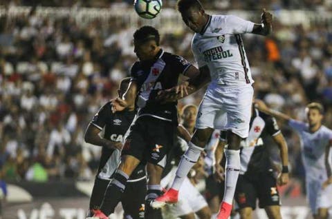 Fluminense estuda denunciar o Vasco por suposta escalação irregular em clássico