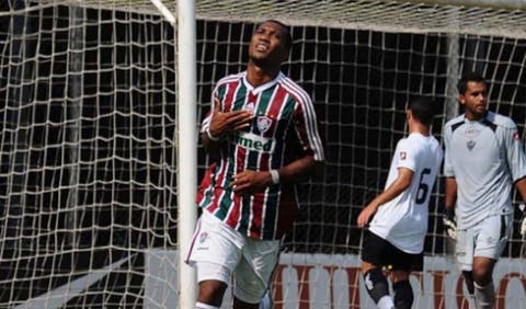 Na China, revelação tricolor revela mágoa com o Fluminense