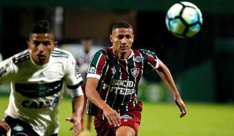 Técnico do Coritiba destaca efetividade do Fluminense, mas diz merecia a vitória