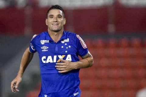 Fluminense é condenado em processo movido por Thiago Neves