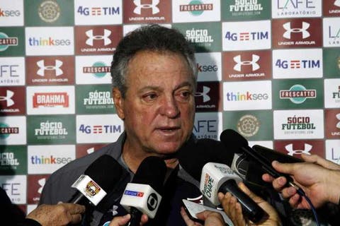 Abel Braga quer sonhar e cobra um Fluminense competitivo em 2018