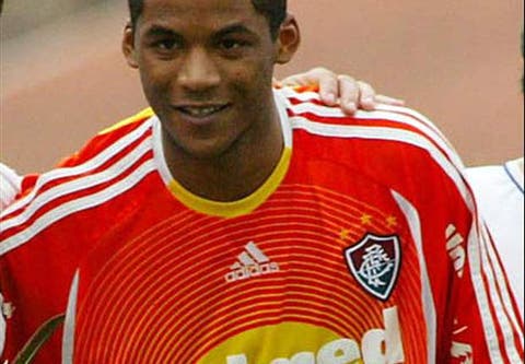 Ex-zagueiro do Fluminense volta a ser pego em exame antidoping e pode ser banido do futebol