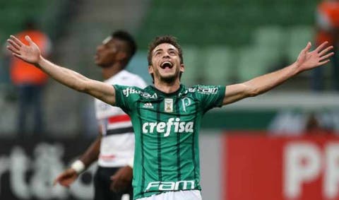 Flu mantém conversas com o Palmeiras para receber compensação por Scarpa