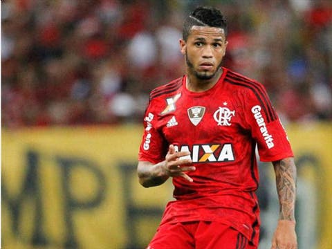 Lateral está sendo emprestado pelo Flamengo ao Fluminense