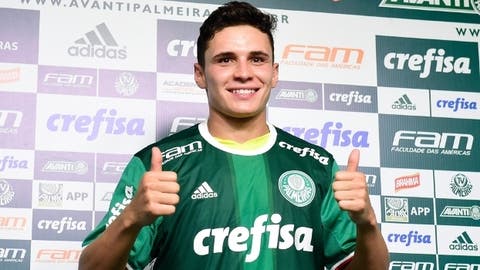 Palmeiras empresta meia que já esteve na mira do Fluminense