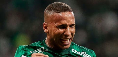 Palmeiras veta saída de Deyverson para clubes cariocas