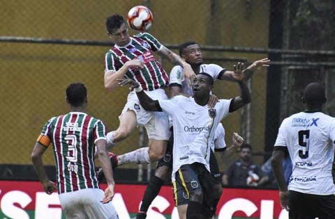 Portal faz análise dos zagueiros disponíveis no elenco atual do Fluminense