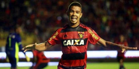 Diretor do Sport revela sondagem do Fluminense por atacante