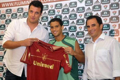 Diretor de futebol campeão brasileiro pelo Fluminense em 2012 é demitido no Fla
