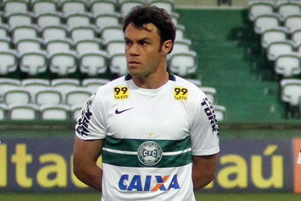 Em 5 jogos pelo Coritiba, Kléber Gladiador já faz o mesmo que em 2