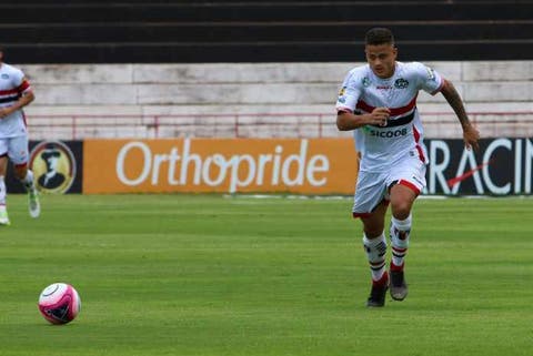 Fluminense define destino de Mascarenhas, informa repórter