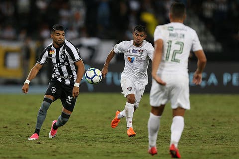 Jogadores do Botafogo admitem que estavam engasgados com o Flu