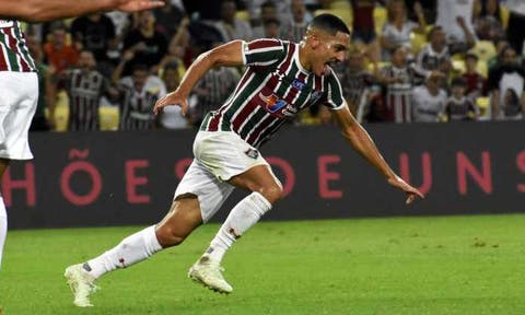 Flamengo mira contratação de lateral do Fluminense e de campeão nacional pelo Tricolor