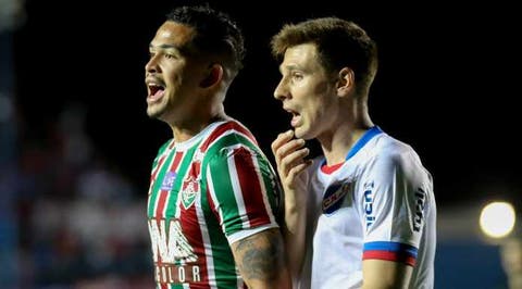 Luciano rebate reclamações de uruguaios em lance do gol: