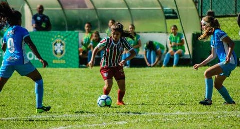 Futebol feminino do Flu estreia com vitória na Liga de Desenvolvimento