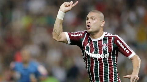 Ex-zagueiro do Fluminense é a décima contratação do CRB para 2019