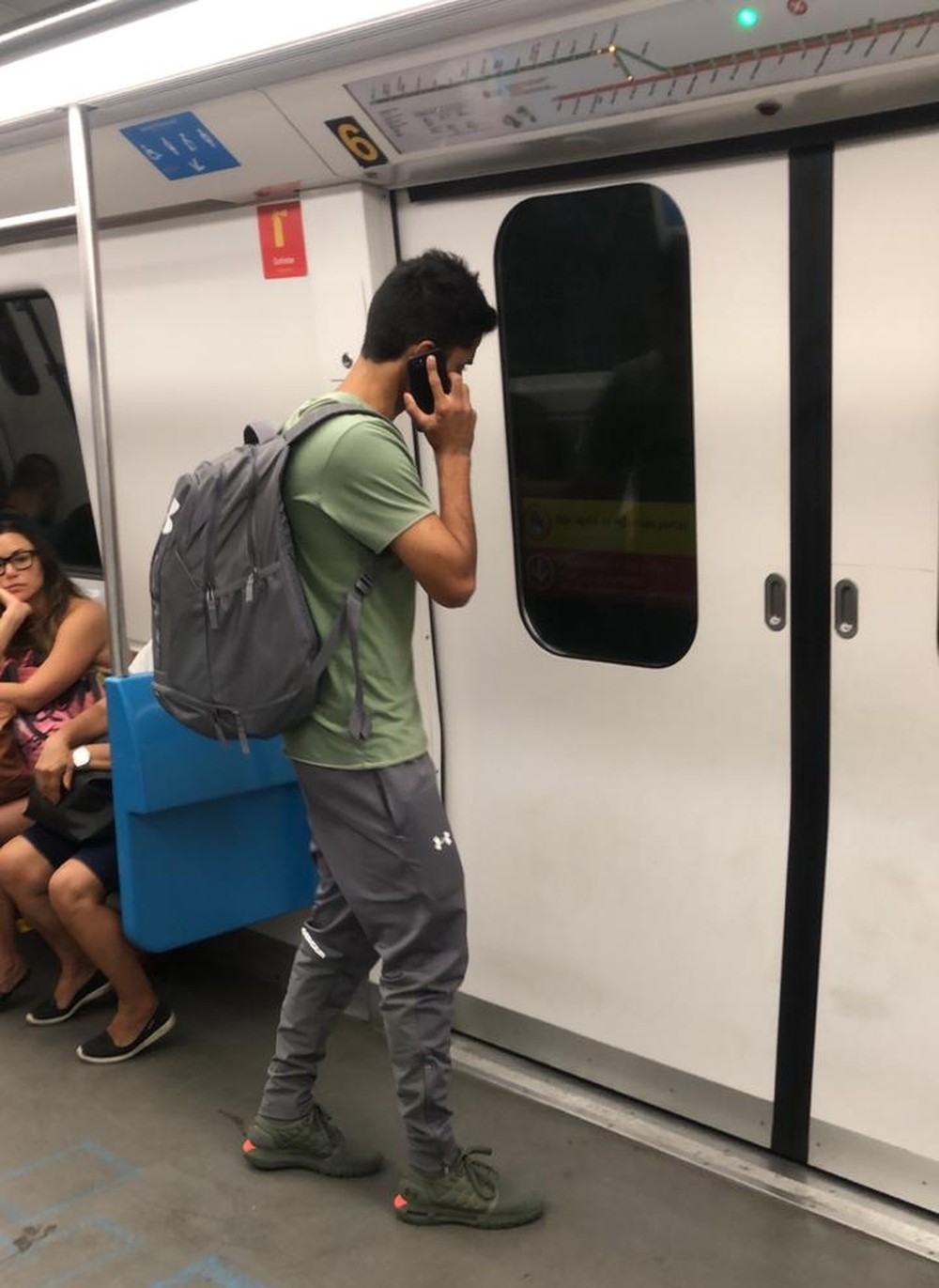 Após Ajudar Na Permanência Do Flu Igor Julião Deixa O Maracanã De Metrô Netflu