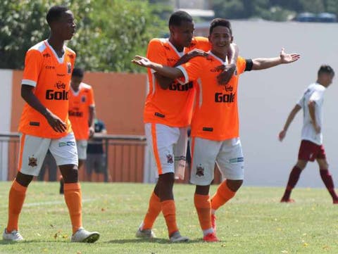 Fluminense sofre derrota para o Nova Iguaçu no Carioca Sub-17