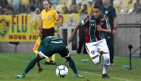 'O Fluminense fez uma proposta de tamanho grandioso', diz Angioni sobre Everaldo