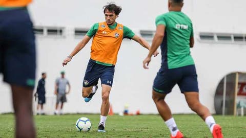 Aos 35 anos, Ferraz afirma ter atingido o ápice no Fluminense