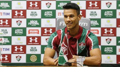 Henrique fala sobre decisão de trocar o Cruzeiro pelo Fluminense